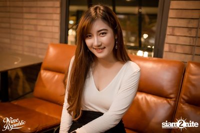 Friday Night at Wine Republic Thonglor — photo 50