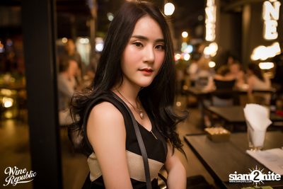Friday Night at Wine Republic Thonglor — photo 79