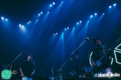 Soundbox: The Temper Trap: Thick as Thieves at Central World — photo 45