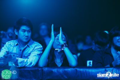 Soundbox: The Temper Trap: Thick as Thieves at Central World — photo 56