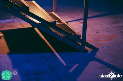 Soundbox: The Temper Trap: Thick as Thieves at Central World — photo 73
