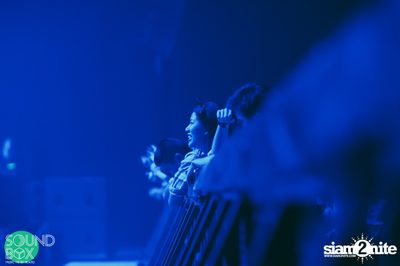 Soundbox: The Temper Trap: Thick as Thieves at Central World — photo 77