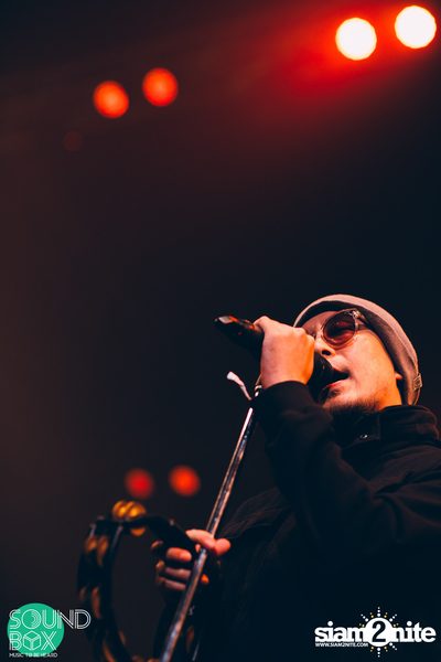 Soundbox: The Temper Trap: Thick as Thieves at Central World — photo 90