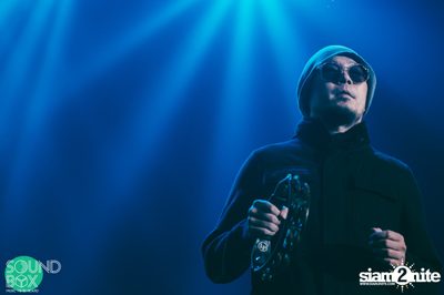 Soundbox: The Temper Trap: Thick as Thieves at Central World — photo 91