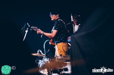 Soundbox: The Temper Trap: Thick as Thieves at Central World — photo 103
