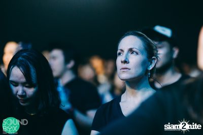 Soundbox: The Temper Trap: Thick as Thieves at Central World — photo 113