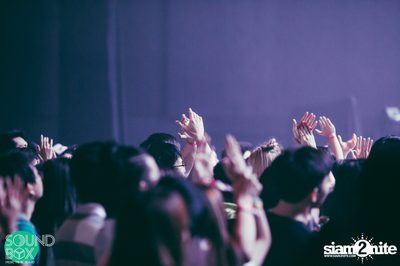 Soundbox: The Temper Trap: Thick as Thieves at Central World — photo 128