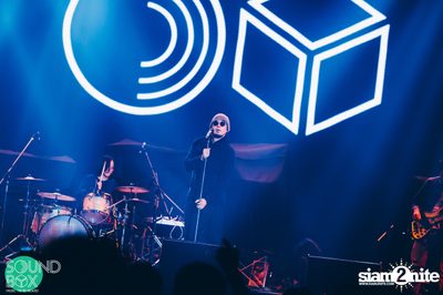 Soundbox: The Temper Trap: Thick as Thieves at Central World — photo 132