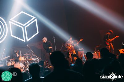 Soundbox: The Temper Trap: Thick as Thieves at Central World — photo 133