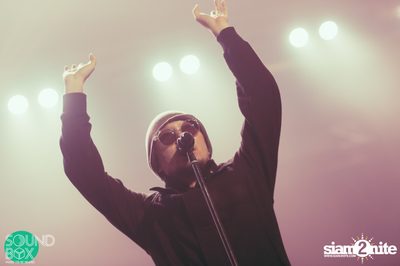 Soundbox: The Temper Trap: Thick as Thieves at Central World — photo 141
