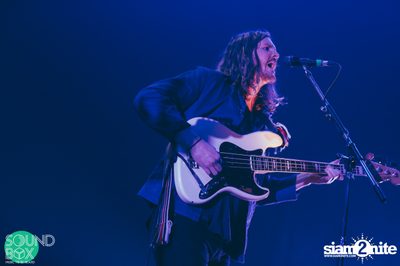 Soundbox: The Temper Trap: Thick as Thieves at Central World — photo 152