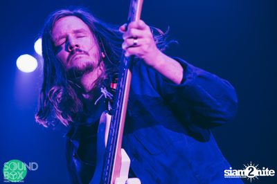 Soundbox: The Temper Trap: Thick as Thieves at Central World — photo 159