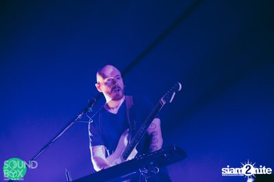 Soundbox: The Temper Trap: Thick as Thieves at Central World — photo 164