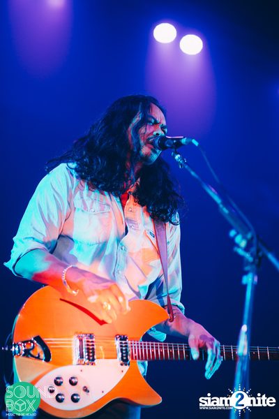 Soundbox: The Temper Trap: Thick as Thieves at Central World — photo 182