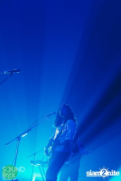 Soundbox: The Temper Trap: Thick as Thieves at Central World — photo 190