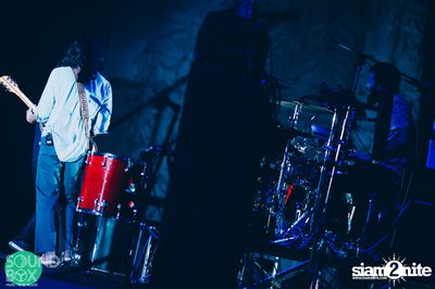 Soundbox: The Temper Trap: Thick as Thieves at Central World — photo 191
