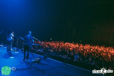 Soundbox: The Temper Trap: Thick as Thieves at Central World — photo 192