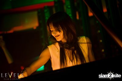 DJane Da Queen ที่ เลเวลส์ — photo 73