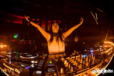 DJane Da Queen ที่ เลเวลส์ — photo 76