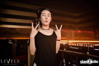 DJane Da Queen ที่ เลเวลส์ — photo 100