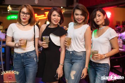 Soft Opening ที่ รียูเนี่ยน ทองหล่อ — photo 28