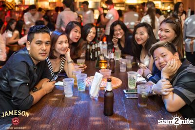 Soft Opening ที่ รียูเนี่ยน ทองหล่อ — photo 35