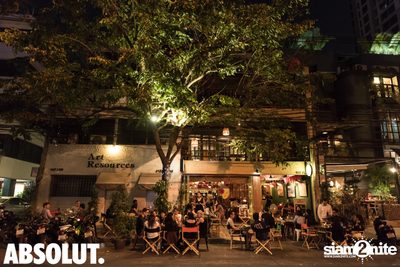 The Bodega Salsa Night at Le Café des Stagiaires Bangkok — photo 1