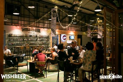 Beer Pong กับ L'olmaia ที่ วิชเบียร์ โฮม บาร์ — photo 1