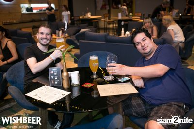 Beer Pong กับ L'olmaia ที่ วิชเบียร์ โฮม บาร์ — photo 15