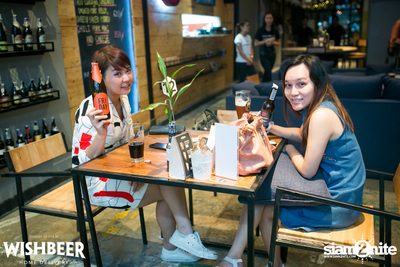 Beer Pong กับ L'olmaia ที่ วิชเบียร์ โฮม บาร์ — photo 21