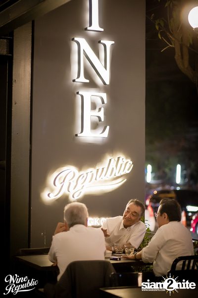 Friday Night at Wine Republic Thonglor — photo 30