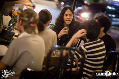 Friday Night at Wine Republic Thonglor — photo 32