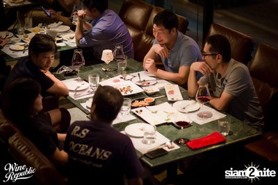 Friday Night at Wine Republic Thonglor — photo 51