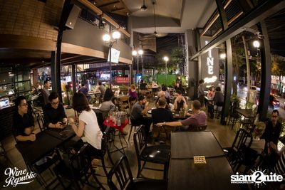 Friday Night at Wine Republic Thonglor — photo 66
