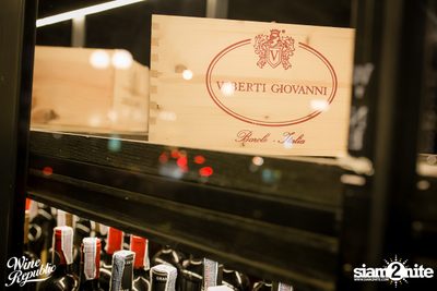 Friday Night at Wine Republic Thonglor — photo 86