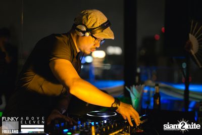 Funky Freeland: Studio 54 w/ Neil Pierce at Above Eleven — photo 88