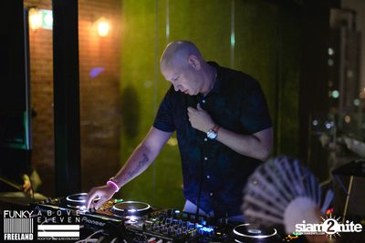 Funky Freeland: Studio 54 w/ Neil Pierce at Above Eleven — photo 93