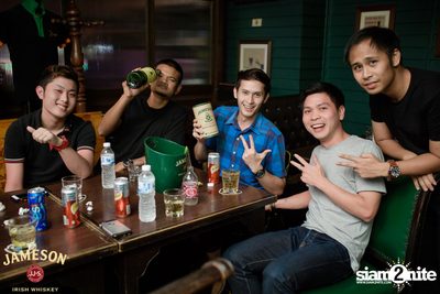 Silly Fools Live ที่ มัลลิแกนส์ ไอริช บาร์ — photo 28