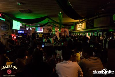 Silly Fools Live ที่ มัลลิแกนส์ ไอริช บาร์ — photo 59