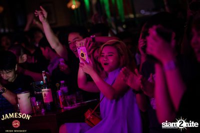 Silly Fools Live ที่ มัลลิแกนส์ ไอริช บาร์ — photo 69