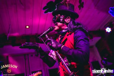 Silly Fools Live ที่ มัลลิแกนส์ ไอริช บาร์ — photo 74