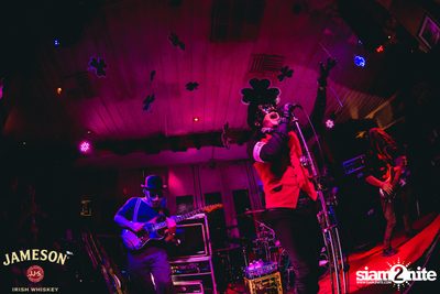 Silly Fools Live ที่ มัลลิแกนส์ ไอริช บาร์ — photo 75