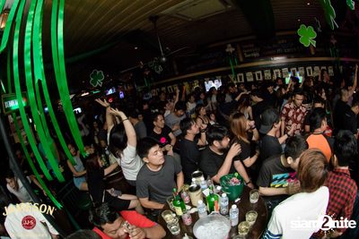 Silly Fools Live ที่ มัลลิแกนส์ ไอริช บาร์ — photo 112