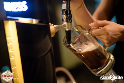 St Patricks Day at Brewski | Radisson Blu Plaza — photo 32