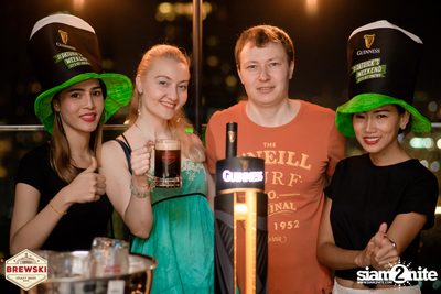 St Patricks Day at Brewski | Radisson Blu Plaza — photo 100