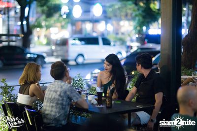 Friday Night at Wine Republic Thonglor — photo 7