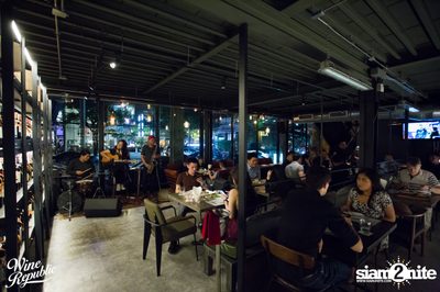 Friday Night at Wine Republic Thonglor — photo 24