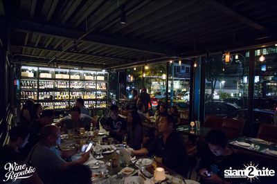 Friday Night at Wine Republic Thonglor — photo 30