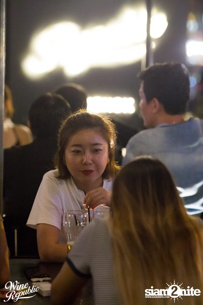 Friday Night at Wine Republic Thonglor — photo 51