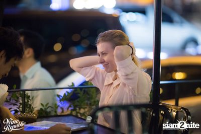 Friday Night at Wine Republic Thonglor — photo 65